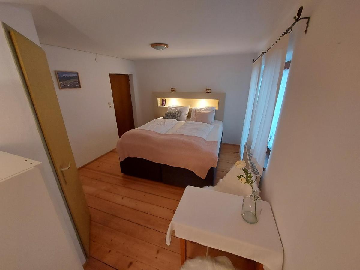Bed and Breakfast Zum Schneider Finkenberg Exteriér fotografie