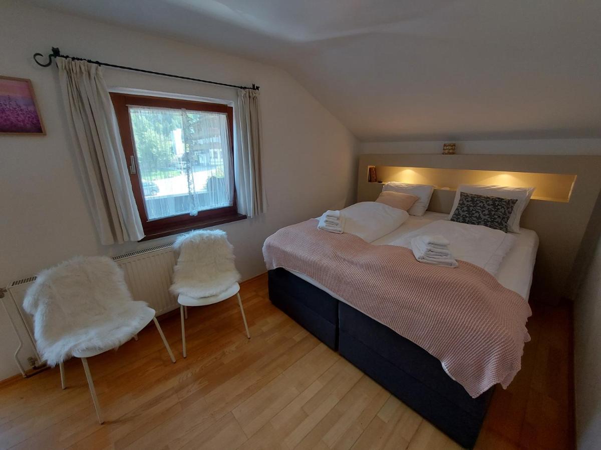 Bed and Breakfast Zum Schneider Finkenberg Exteriér fotografie