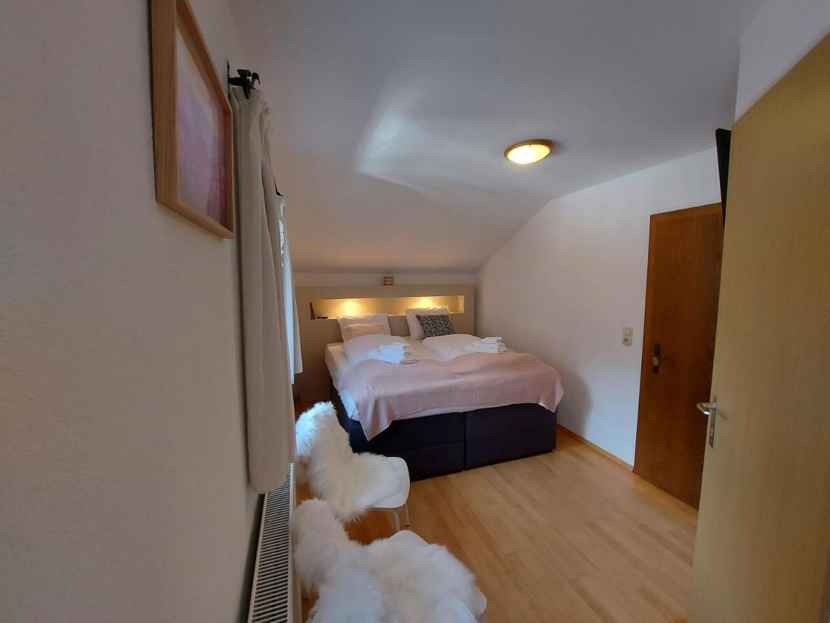 Bed and Breakfast Zum Schneider Finkenberg Exteriér fotografie