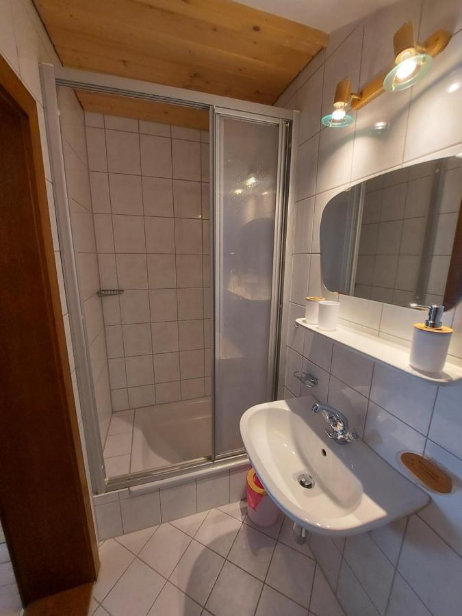 Bed and Breakfast Zum Schneider Finkenberg Exteriér fotografie